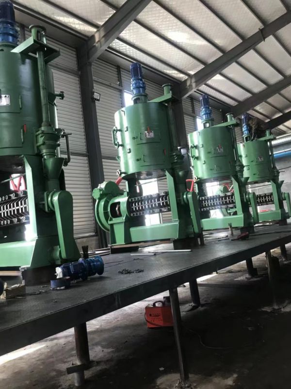 200型帶炒鍋式榨油機